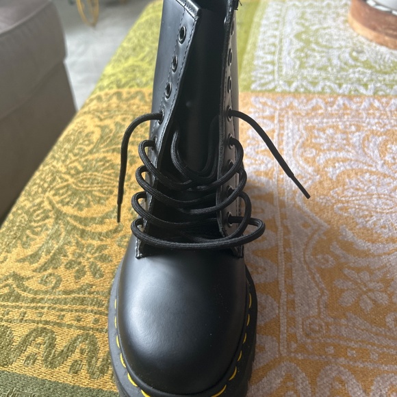 Dr Martens - Picture 2 of 5